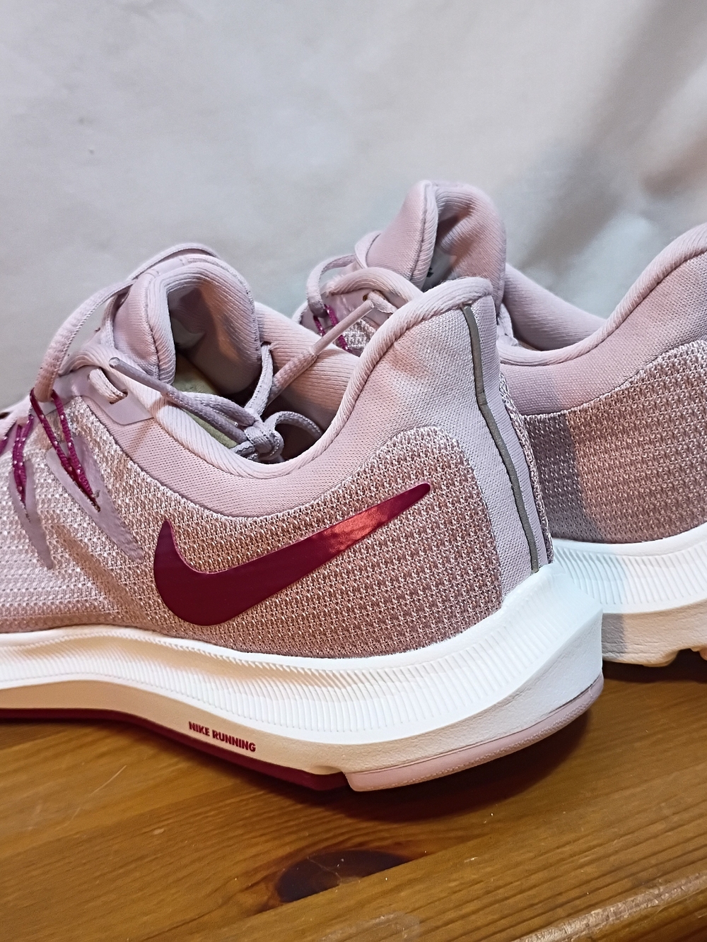 Nike Quest Running Shoes Plum Chalk/True Berry - Picture 4 of 5